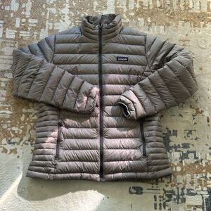 Patagonia is Women’s Jacket